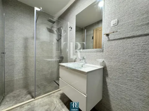 Izdavanje, dvosoban stan, 70m², Master Kvart, Podgorica - image 7