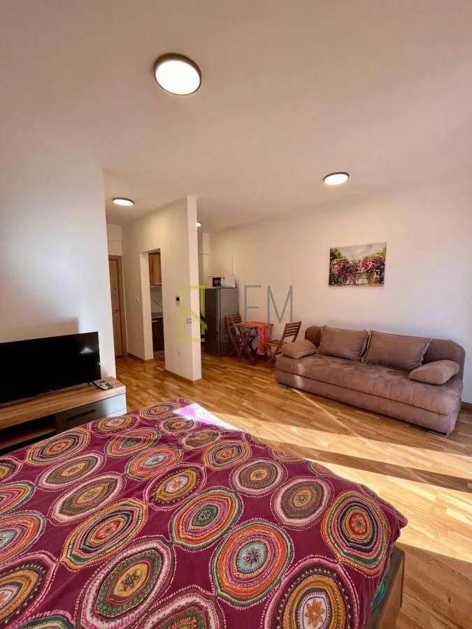Prodaja, garsonjera, 28m², Bečići, Budva