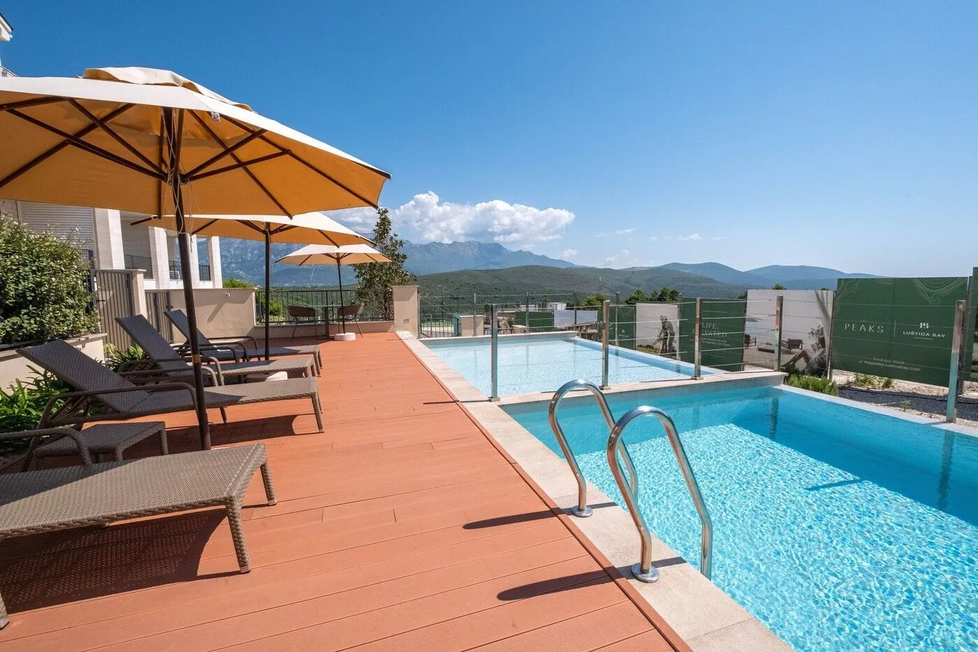 Prodaja, dvosoban stan, 93m², Luštica, Tivat
