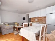 Rent, one bedroom apartment, 45m², Igalo, Herceg Novi