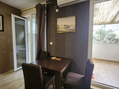 Rent, two bedroom apartment, 65m², Centar, Budva - image 3