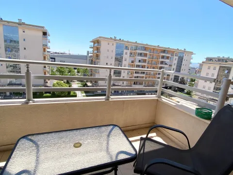 Rent, one bedroom apartment, 50m², City Kvart, Podgorica - image 12