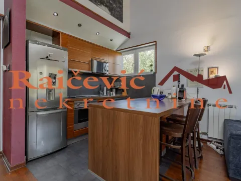 Sale, four bedroom apartment, 136m², Autokomanda, Voždovac Sve Podlokacije - image 6