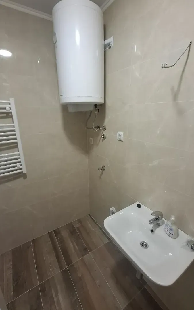 Izdavanje, četvorosoban stan, 88m², Telep, Novi Sad Sve Podlokacije