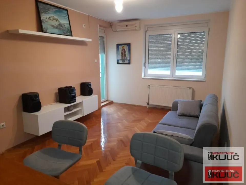Sale, one bedroom apartment, 43m², Grbavica, Novi Sad Sve Podlokacije