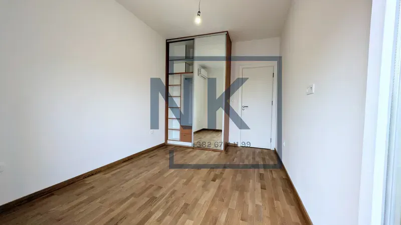 Izdavanje, jednosoban stan, 45m², Pobrežje, Podgorica