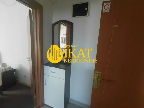 Sale, one bedroom apartment, 33m², Autokomanda, Voždovac Sve Podlokacije - image 5