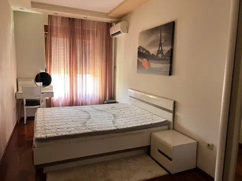 Rent, one bedroom apartment, 50m², Centar, Podgorica - image 9