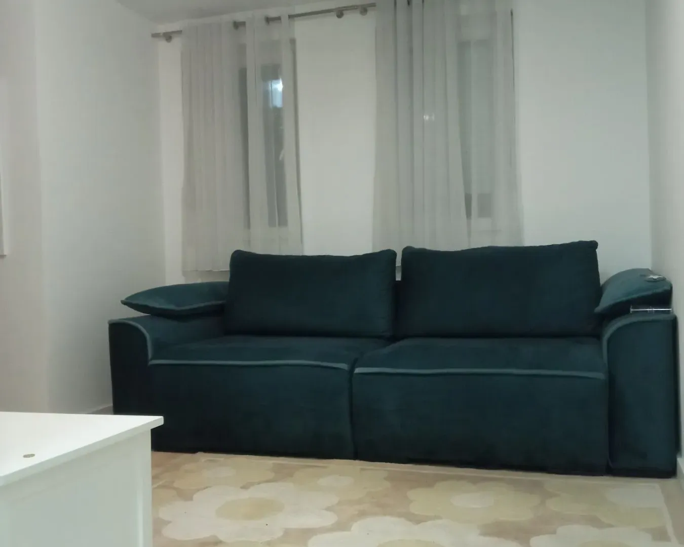 Izdavanje, jednosoban stan, 42m², Centar, Podgorica