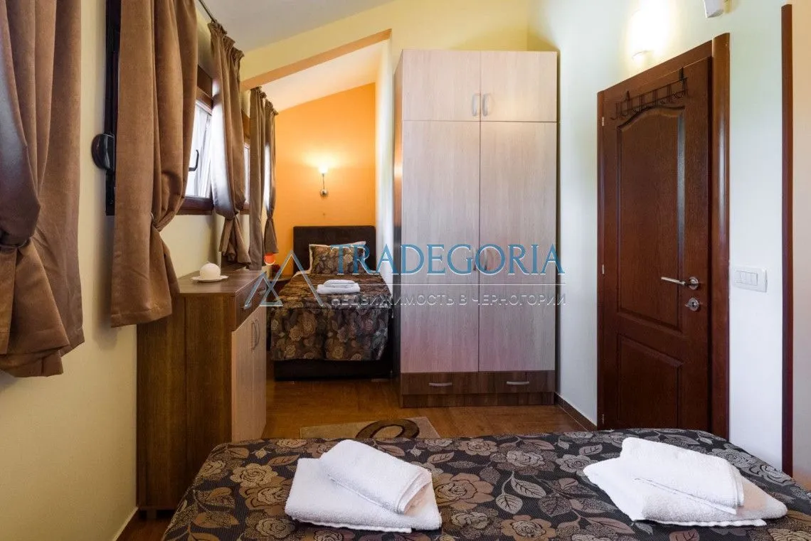 Prodaja, ugostiteljski objekat, 252m², Bar, Crna Gora