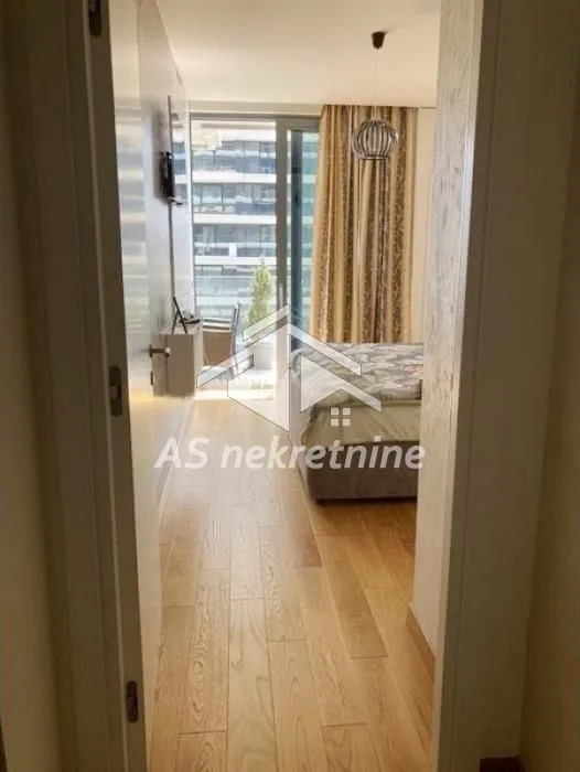 Rent, two bedroom apartment, 63m², Savski Venac, Beograd