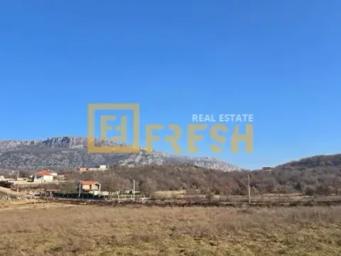 Zemljište in Ostalo