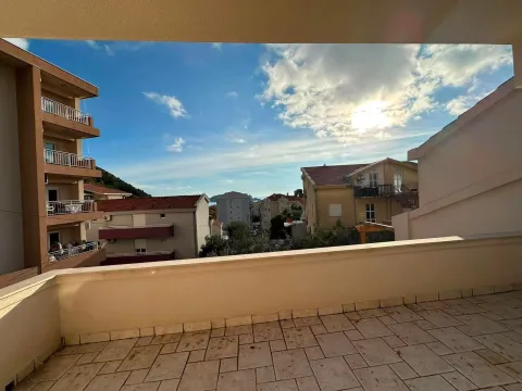Sale, two bedroom apartment, 82m², Lazi, Budva - image 6