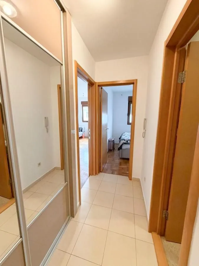 Prodaja, stan, 39m², Stari Aerodrom, Podgorica