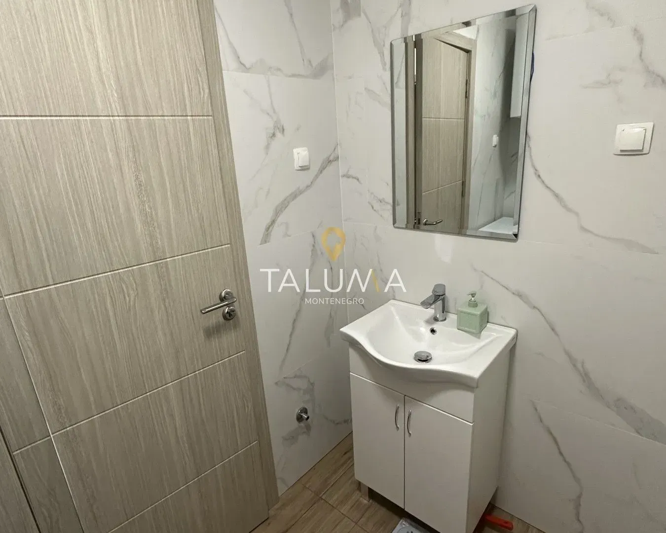 Rent, one bedroom apartment, 44m², Pobrežje, Podgorica