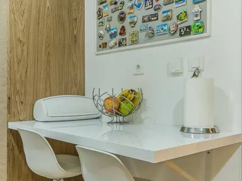 Izdavanje, trosoban stan, 150m², Centar, Podgorica - image 9