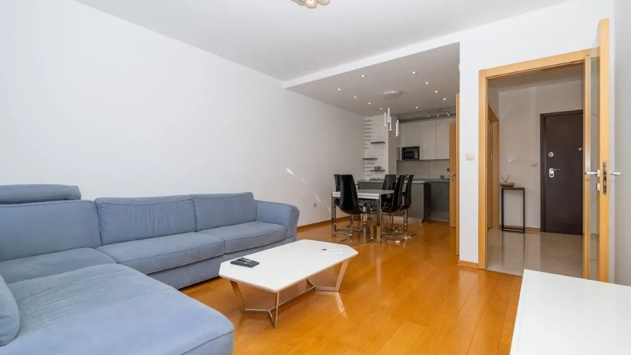 Rent, one bedroom apartment, 101m², Preko Morače, Podgorica