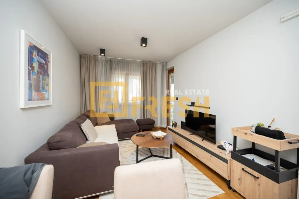 Izdavanje, jednosoban stan, 50m², Tološi, Podgorica