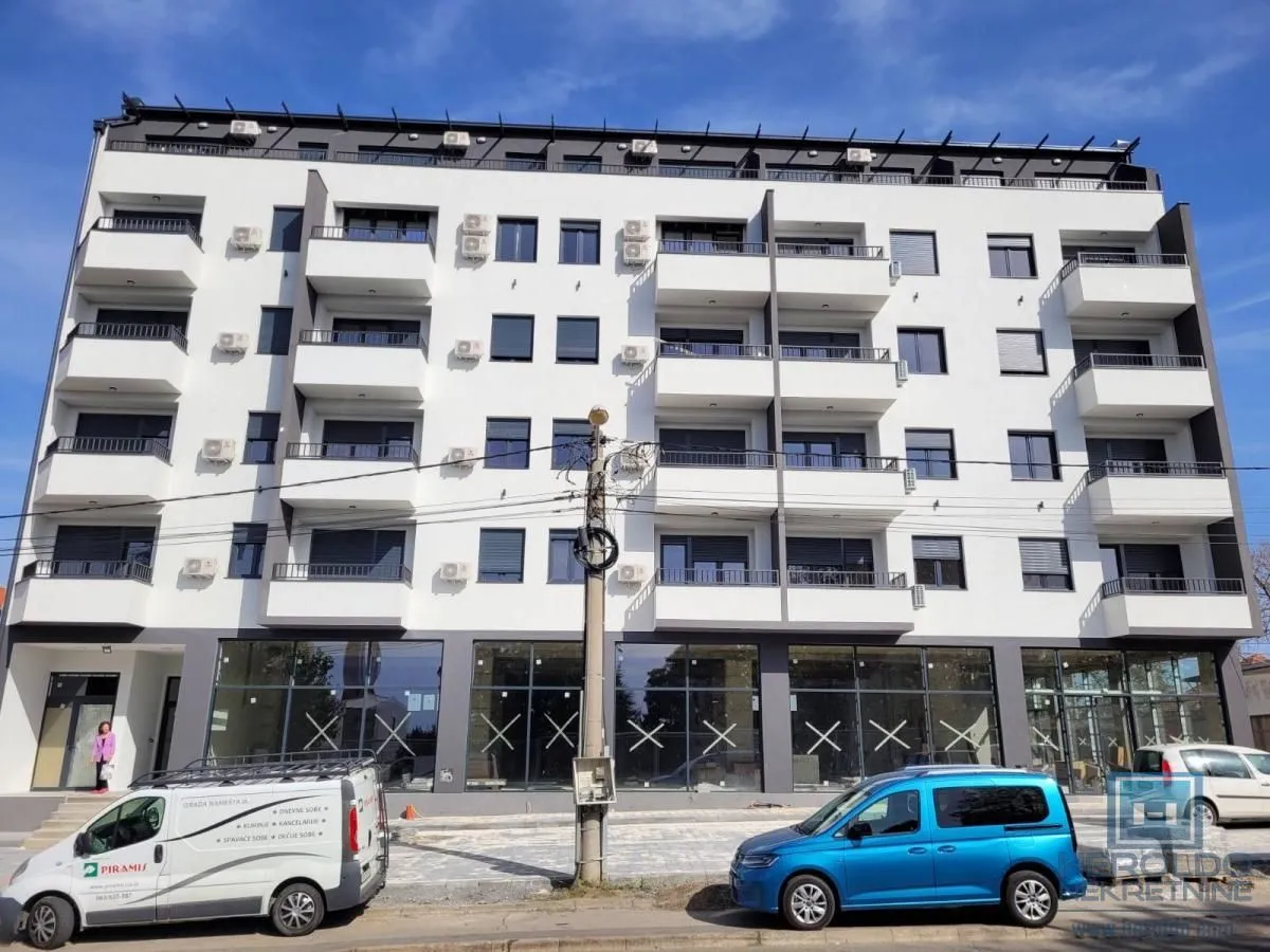 Sale, office space, 315m², Voždovac Sve Podlokacije, Beograd