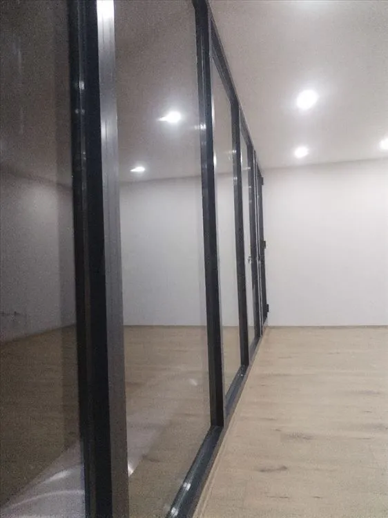Rent, office space, 55m², Sremčica, Beograd