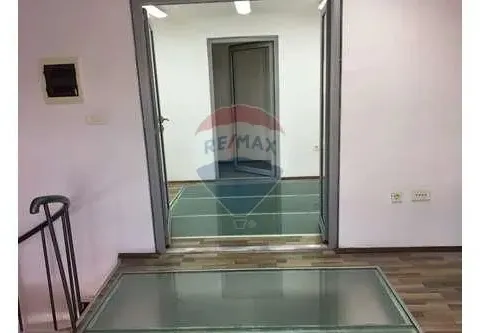 Izdavanje, poslovni prostor, 150m², Kruševac, Podgorica - image 14