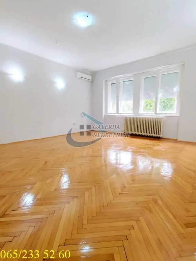 Rent, office space, 80m², Savski Venac, Beograd