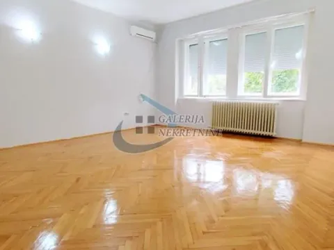 Rent, office space, 80m², Savski Venac, Beograd
