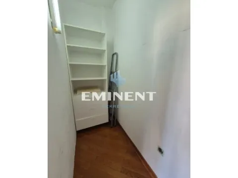 Rent, three bedroom apartment, 110m², Kalenić Pijaca, Vračar Sve Podlokacije - image 12