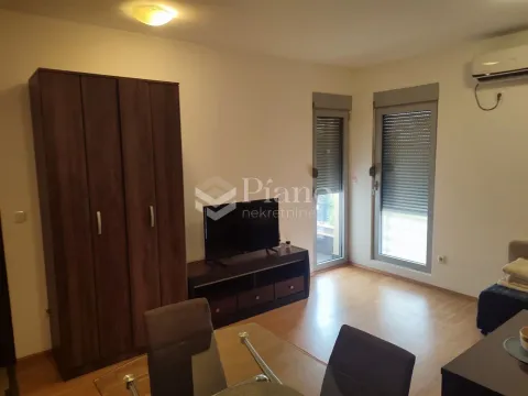 Rent, one bedroom apartment, 43m², Blok 9, Podgorica - image 3
