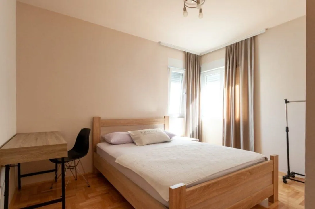 Izdavanje, dvosoban stan, 55m², Ljubović, Podgorica