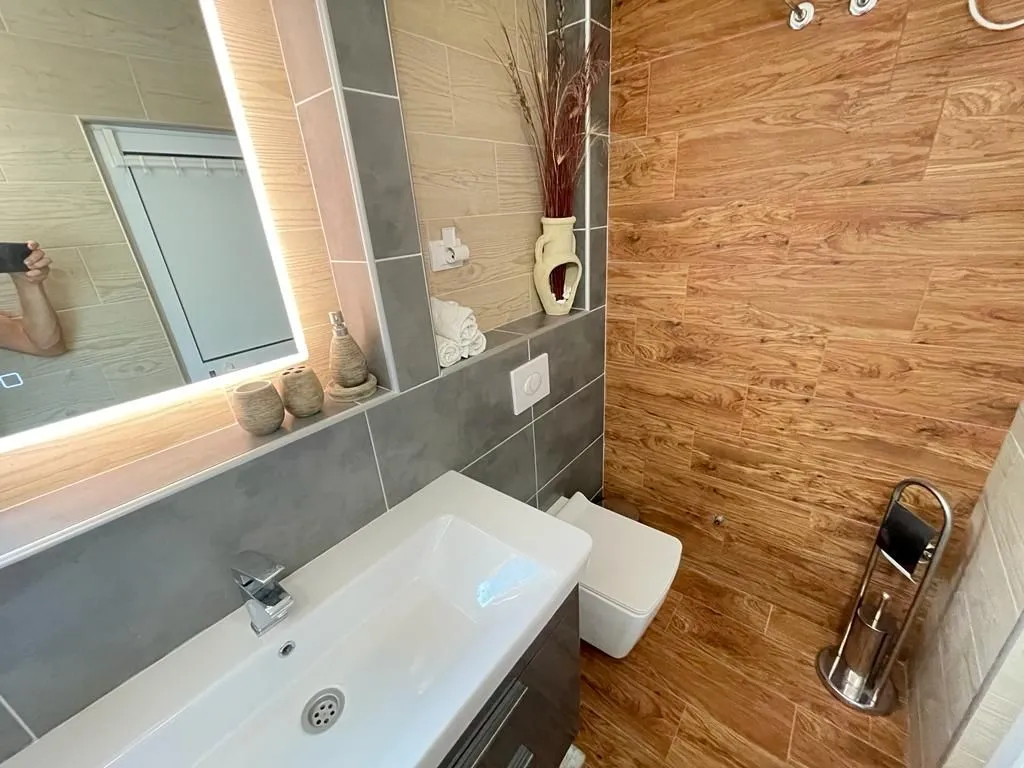Prodaja, kuća, 300m², Bar, Crna Gora