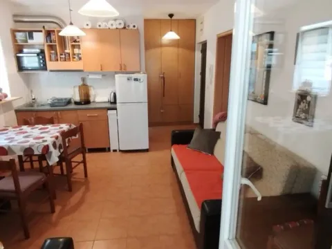 Sale, one bedroom apartment, 44m², Petrovac, Budva