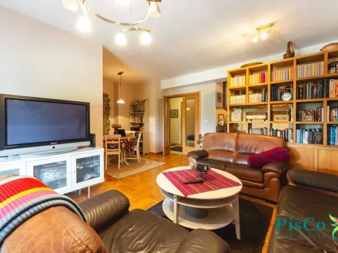 Prodaja, trosoban stan, 112m², Preko Morače, Podgorica - image 1