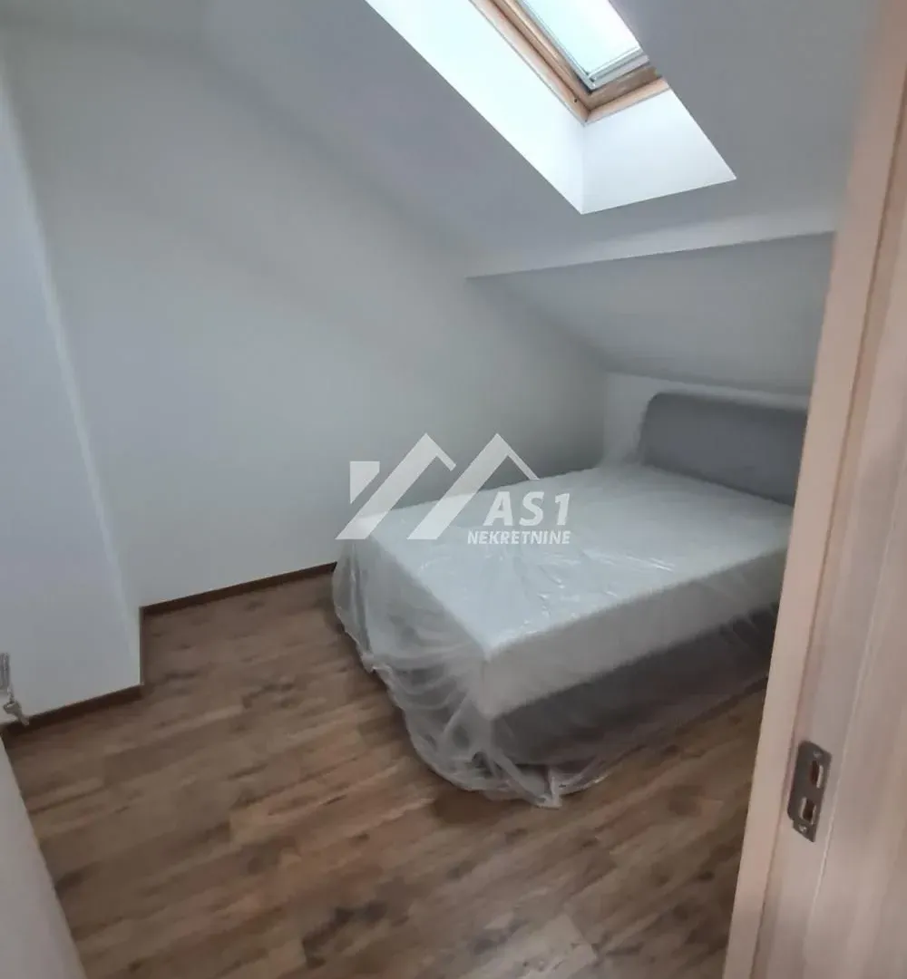 Prodaja, četvorosoban stan, 87m², Nova Detelinara, Novi Sad Sve Podlokacije