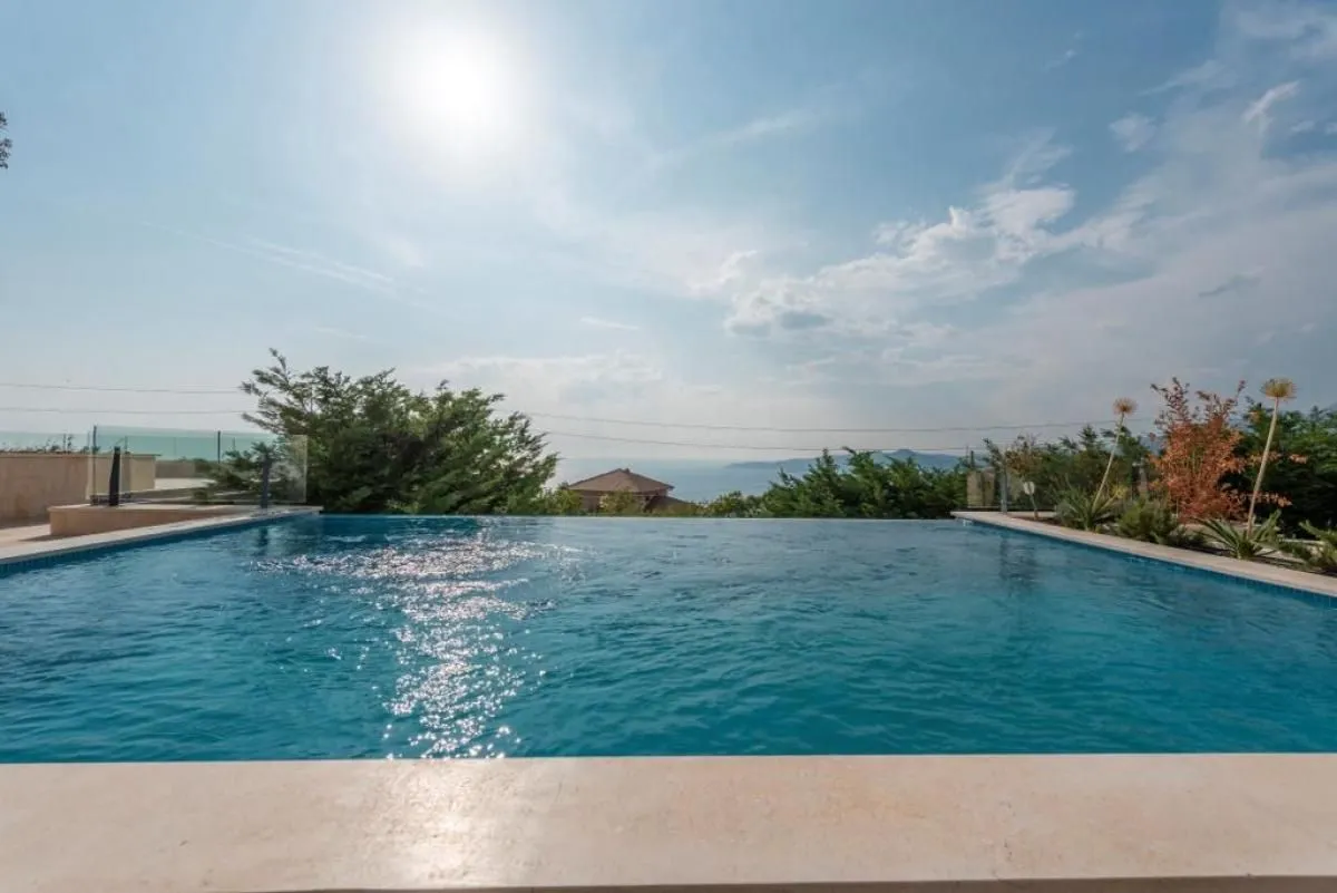 Sale, house, 304m², Sveti Stefan, Budva