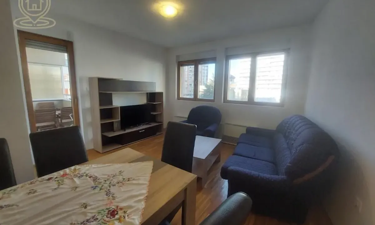 Izdavanje, trosoban stan, 80m², Medijana, Niš