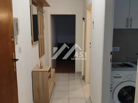 Izdavanje, dvosoban stan, 50m², Liman 2, Novi Sad Sve Podlokacije - image 4