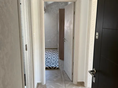 Rent, one bedroom apartment, 66m², Igalo, Herceg Novi - image 9