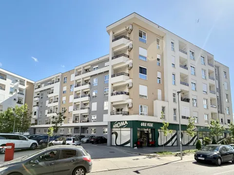 Sale, two bedroom apartment, 71m², Zabjelo, Podgorica - image 8