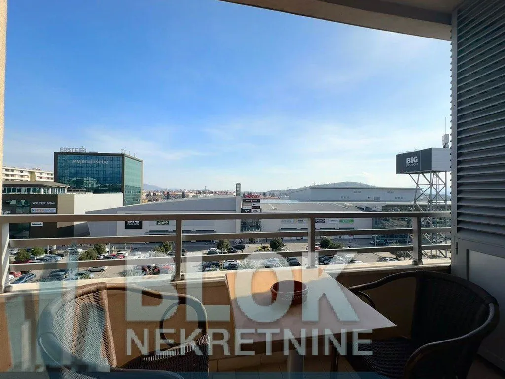 Izdavanje, garsonjera, 35m², City Kvart, Podgorica