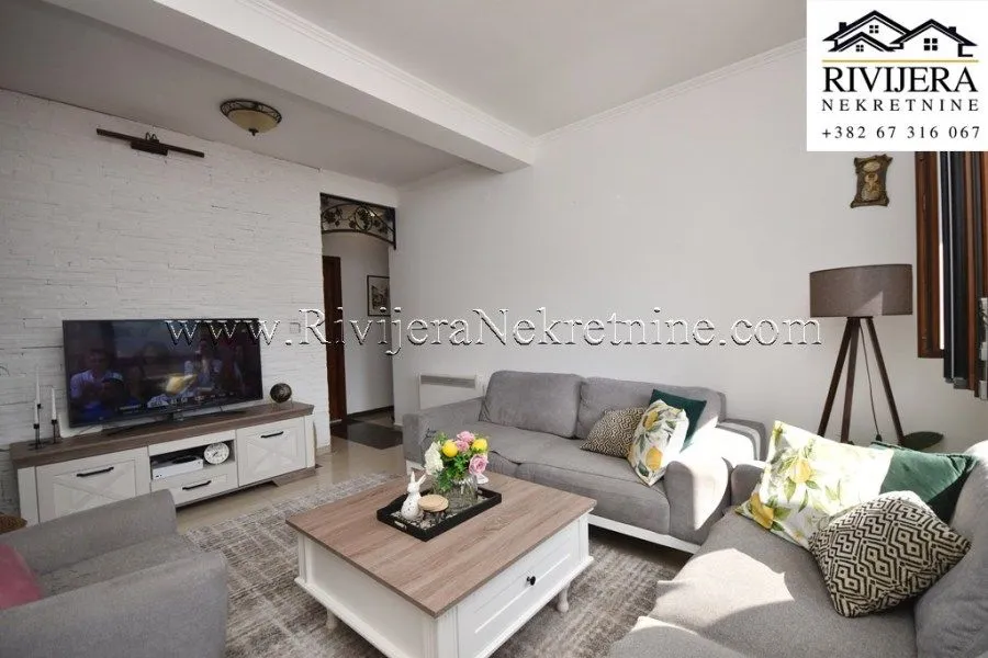 Prodaja, trosoban stan, 70m², Igalo, Herceg Novi