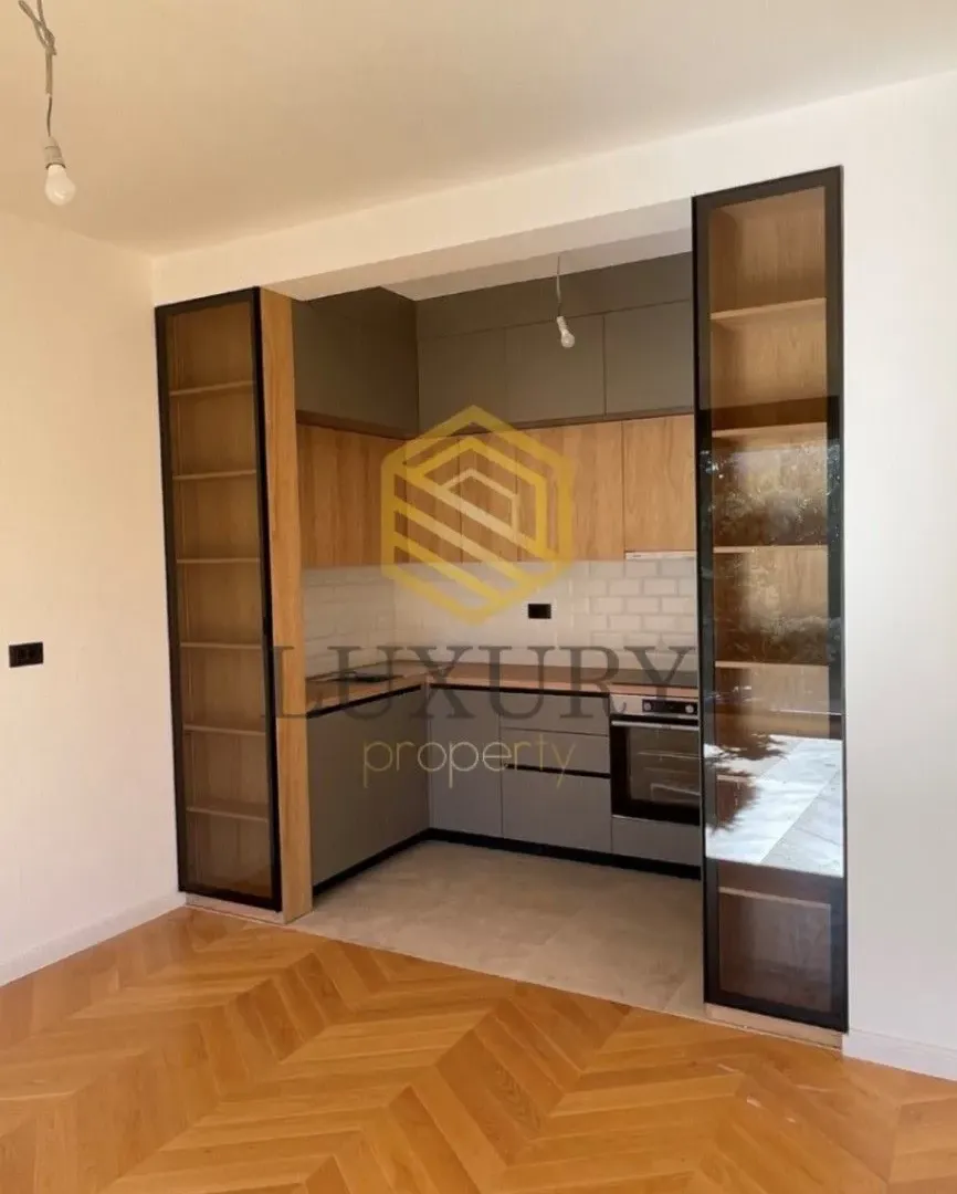 Rent, three bedroom apartment, 130m², City Kvart, Podgorica