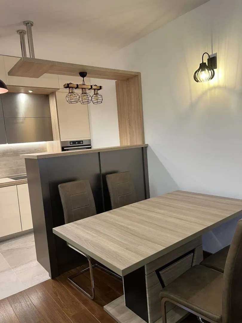 Izdavanje, trosoban stan, 69m², City Kvart, Podgorica