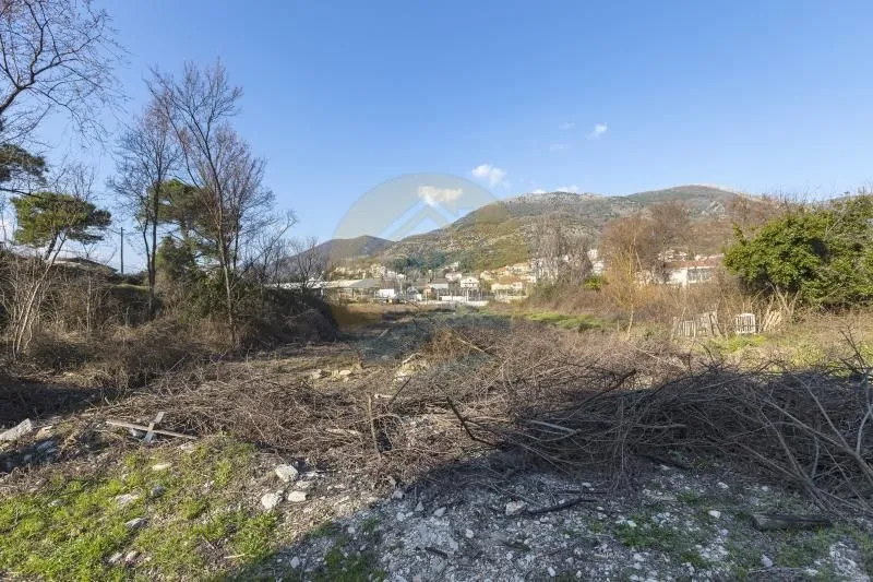 Prodaja, plac, 1500m², Centar, Tivat