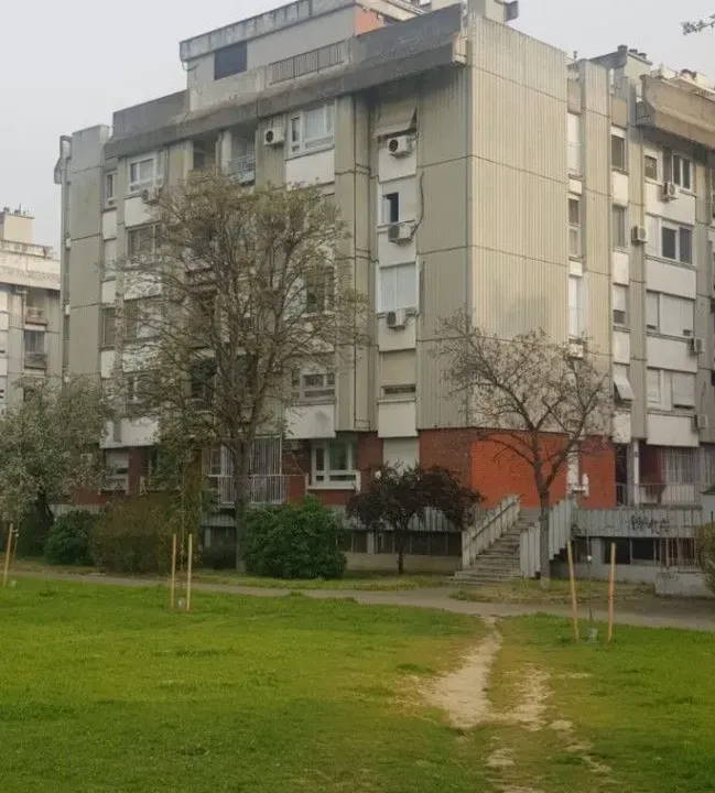 Izdavanje, trosoban stan, 75m², Novi Beograd Blok 30, Novi Beograd Sve Podlokacije