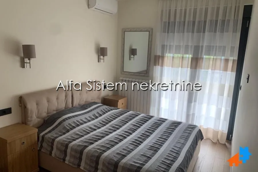 Rent, three bedroom apartment, 90m², Čukarica, Beograd