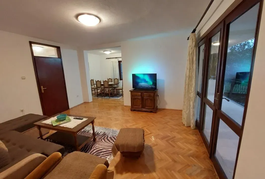 Rent, two bedroom apartment, 91m², Šušanj, Bar