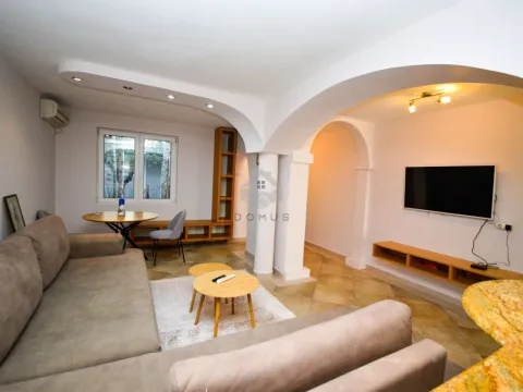 Izdavanje, jednosoban stan, 65m², Gorica C, Podgorica - image 14