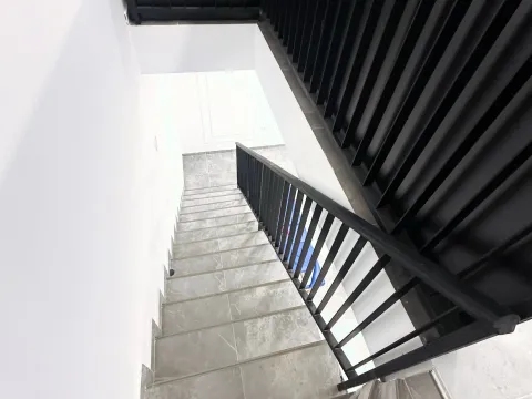 Izdavanje, poslovni prostor, 56m², Blok 9, Podgorica - image 6