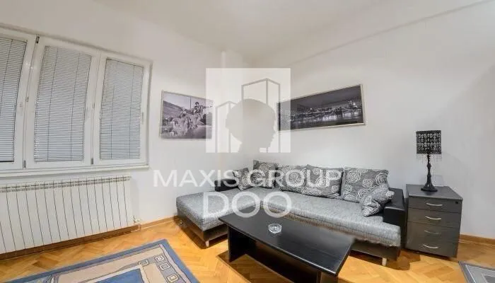 Izdavanje, dvosoban stan, 43m², Stari Grad, Beograd